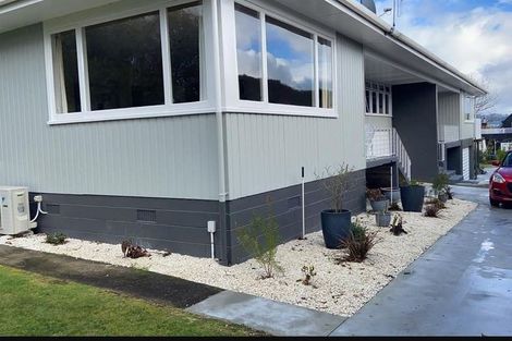 Photo of property in 17 Kereru Street, Two Mile Bay, Taupo, 3330