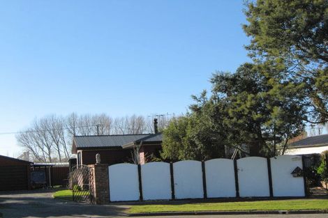 Photo of property in 1/5 Castile Place, Belfast, Christchurch, 8051