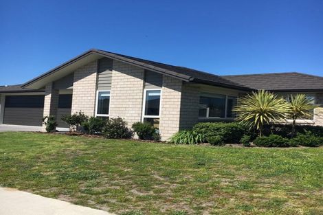 Photo of property in 14 Raiha Street, Papamoa Beach, Papamoa, 3118