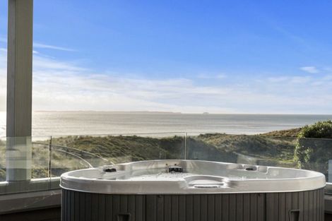 Photo of property in 357b Oceanbeach Road, Mount Maunganui, 3116