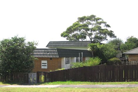 Photo of property in 1/31 Nikau Street, New Lynn, Auckland, 0600