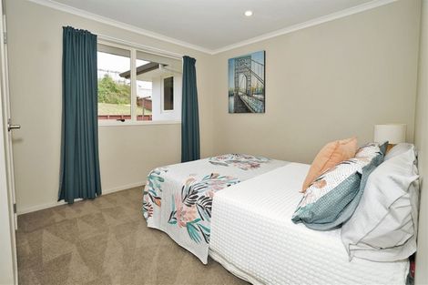 Photo of property in 6 Raddington Way, Huntington, Hamilton, 3210