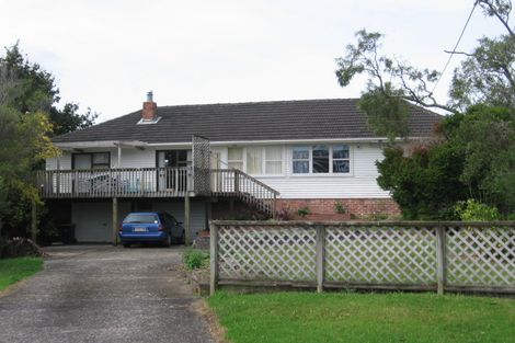 Photo of property in 31 Highland Avenue, Titirangi, Auckland, 0604
