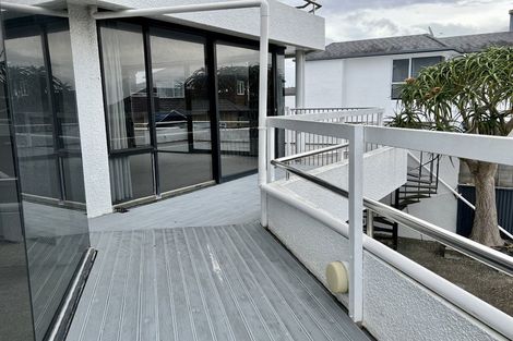 Photo of property in 2/174 Bucklands Beach Road, Bucklands Beach, Auckland, 2012