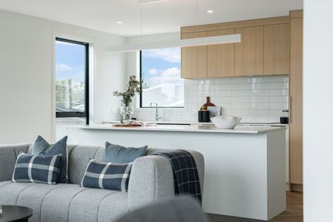 Photo of property in 8a Martin Road, Paraparaumu Beach, Paraparaumu, 5032