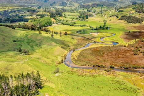 Photo of property in 15 Karuhiruhi Road, Oue, Kaikohe, 0473