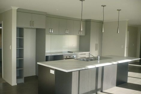 Photo of property in 12 Maxwell Road, Pukekohe, 2120