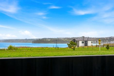 Photo of property in 6 Sails Road, Hobsonville, Auckland, 0616
