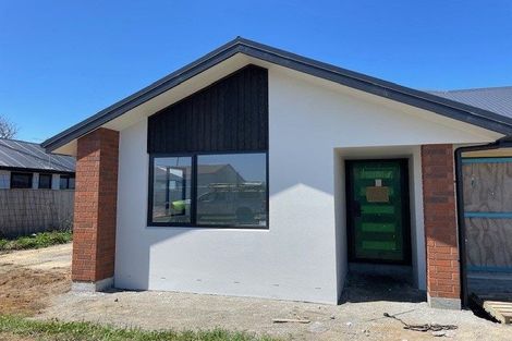 Photo of property in 72 Turuturu Road, Hawera, 4674