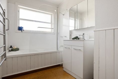 Photo of property in 18 Corrin Street, Melville, Hamilton, 3206
