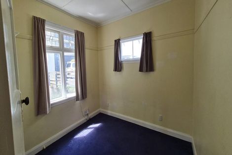 Photo of property in 96 Nairn Street, Mount Cook, Wellington, 6011
