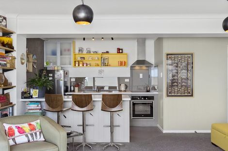 Photo of property in 3/22 Cliff Road, Tauranga, 3110