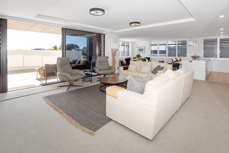 Photo of property in 2/48 Marine Parade, Mount Maunganui, 3116