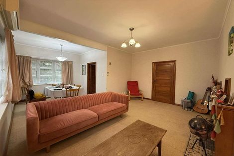 Photo of property in 84 Sunshine Avenue, Karori, Wellington, 6012