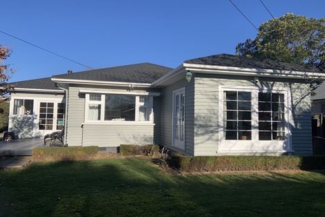 Photo of property in 172 Weston Road, St Albans, Christchurch, 8052