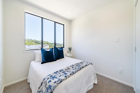 Photo of property in 37 Holystone Road, Whitby, Porirua, 5024