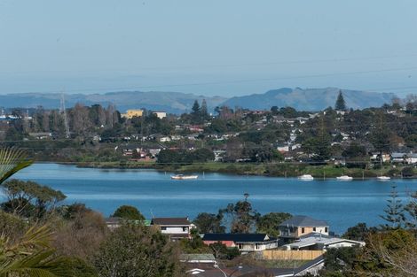 Photo of property in 41 Marriott Road, Pakuranga, Auckland, 2010