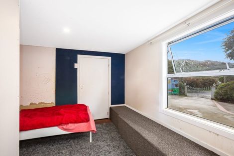 Photo of property in 112 Hine Road, Wainuiomata, Lower Hutt, 5014