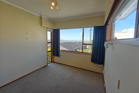 Photo of property in 149 East Coast Road, Castor Bay, Auckland, 0620
