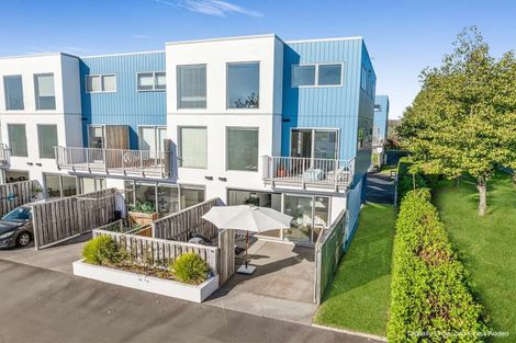 Photo of property in 32/31 Reynolds Place, Papamoa Beach, Papamoa, 3118