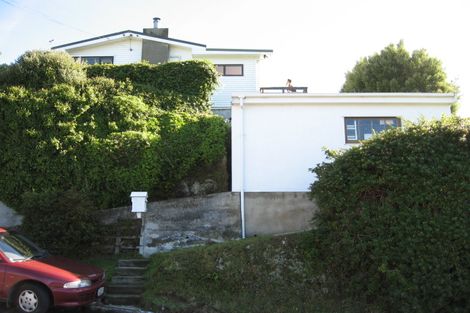 Photo of property in 14 Spenmoor Street, Newlands, Wellington, 6037