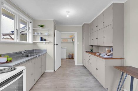 Photo of property in 16 Churchill Avenue, Maeroa, Hamilton, 3200