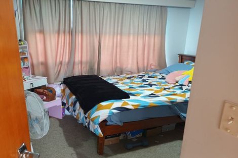 Photo of property in 54 Chippendale Crescent, Birkdale, Auckland, 0626