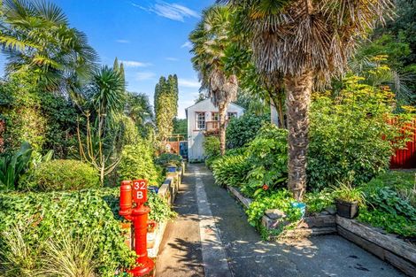 Photo of property in 32b Main Street, Hospital Hill, Napier, 4110