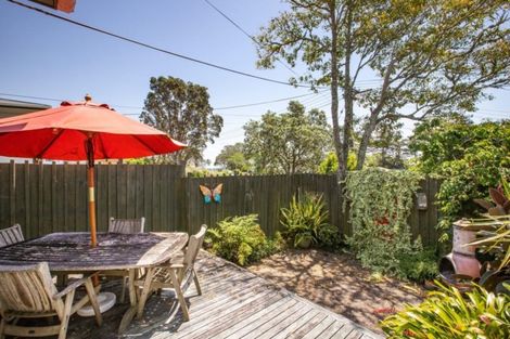 Photo of property in 8 Bellevue Avenue, Wellsford, 0900
