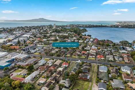 Photo of property in 2/47 Shakespeare Road, Milford, Auckland, 0620