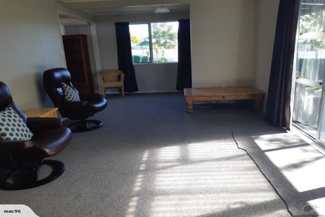 Photo of property in 31 Gilmour Place, Taradale, Napier, 4112
