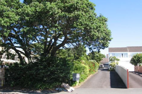 Photo of property in 2/72 Kitchener Road, Milford, Auckland, 0620