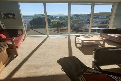 Photo of property in 23uc6 Rangitane Street, Maupuia, Wellington, 6022