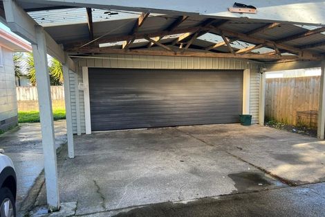 Photo of property in 28 Cargill Street, Papakura, 2110