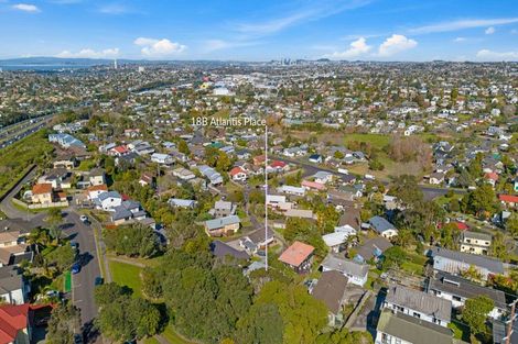 Photo of property in 2/18 Atlantis Place, Totara Vale, Auckland, 0629