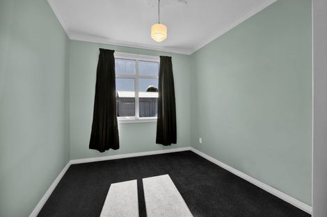 Photo of property in 330 South Road, Hawera, 4610