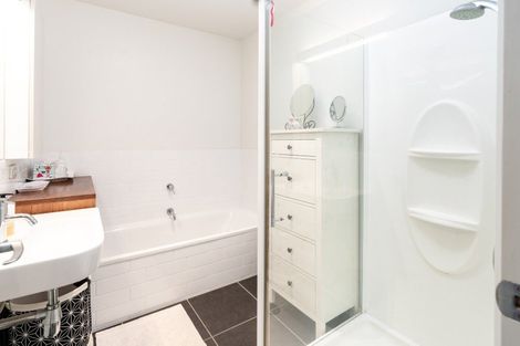 Photo of property in Altar Apartments, 38/120 Rintoul Street, Newtown, Wellington, 6021