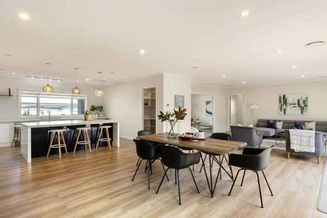 Photo of property in 13 Dulverton Rise, Flagstaff, Hamilton, 3210