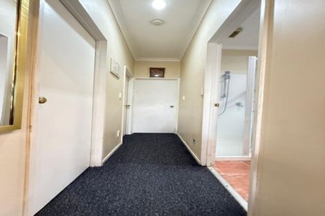 Photo of property in 13 Hindmarsh Street, Henderson, Auckland, 0612