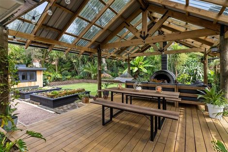 Photo of property in 33 Shetland Street, Glen Eden, Auckland, 0602