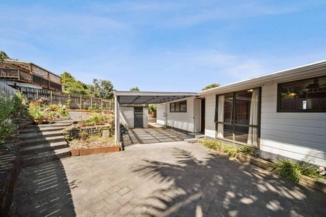 Photo of property in 10 Chrisarda Place, Red Hill, Papakura, 2110