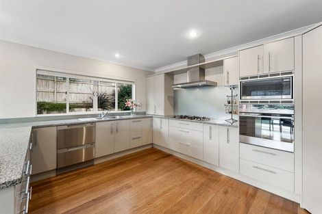 Photo of property in 55 Laurel Oak Drive, Schnapper Rock, Auckland, 0632