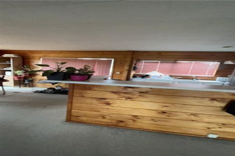 Photo of property in 36 Meadowvale Rise, Titirangi, Auckland, 0604