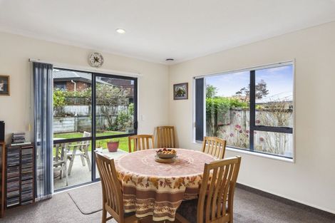 Photo of property in 18 Sunburst Court, Paraparaumu Beach, Paraparaumu, 5032