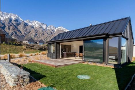 Photo of property in 4 Parera Lane, Jacks Point, Queenstown, 9371