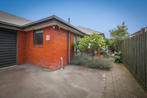 Photo of property in 113 Avonhead Road, Avonhead, Christchurch, 8042
