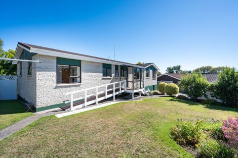 Photo of property in 8 Padfield Place, Havelock North, 4130