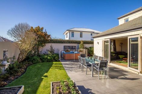 Photo of property in 1 Richard Seddon Drive, Northwood, Christchurch, 8051