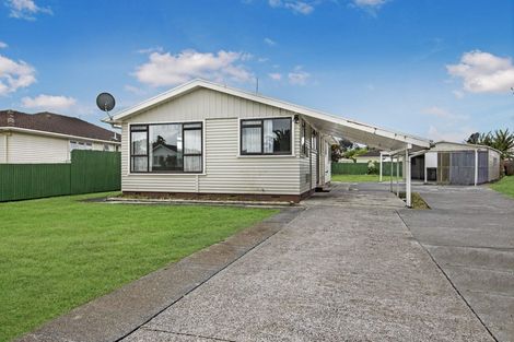 Photo of property in 48 Convair Crescent, Mangere, Auckland, 2022