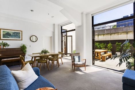 Photo of property in Augusta Apartments, 9/254 Willis Street, Te Aro, Wellington, 6011